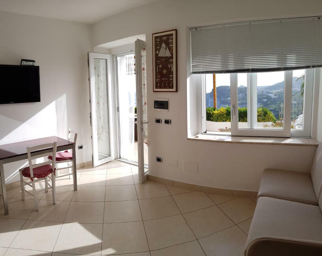 Maridea - La Procella Apartman Ponza Kültér fotó